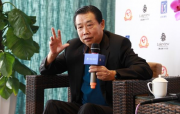 群众清楚地知道这件事的是非曲直。